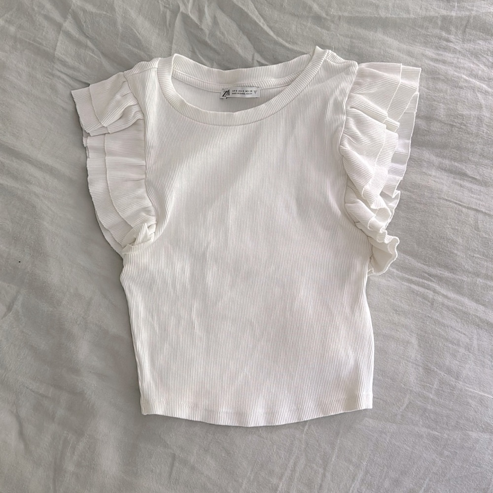 white ribbed flare top